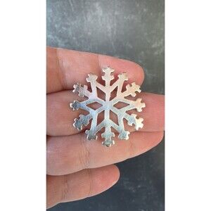 925 Sterling Silver Snowflake Pendant Vintage